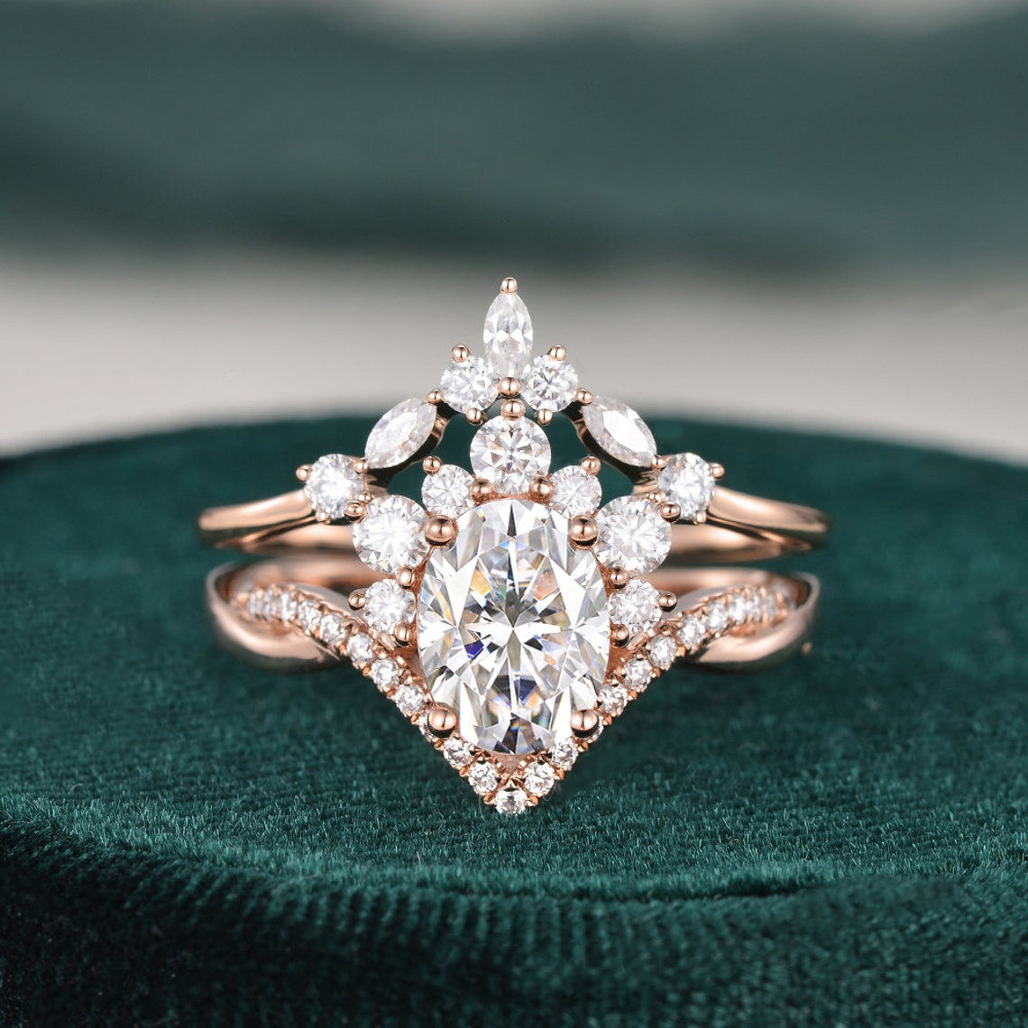 The Grace Set — Oval Lab Diamond Vintage Wedding Ring Set