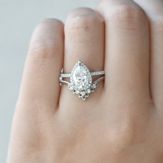 The Violet Set — Pear Lab Diamond Vintage Wedding Ring Set III