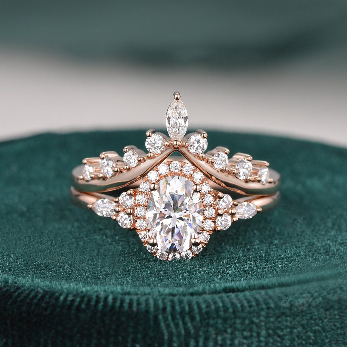 The Celeste Set — Oval Lab Diamond Secret Halo Wedding Ring Set