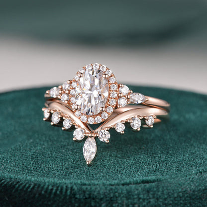 The Celeste Set — Oval Lab Diamond Secret Halo Wedding Ring Set