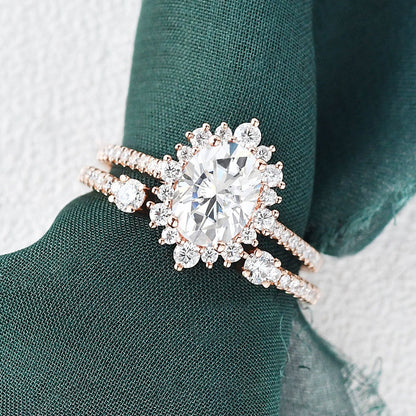The Aurora Set — Oval Lab Diamond Halo Wedding Ring Set