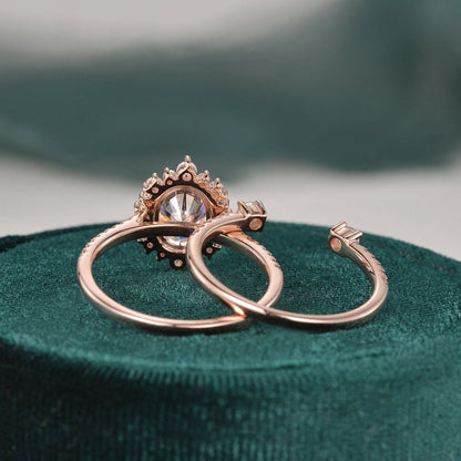 The Aurora Set — Oval Lab Diamond Halo Wedding Ring Set