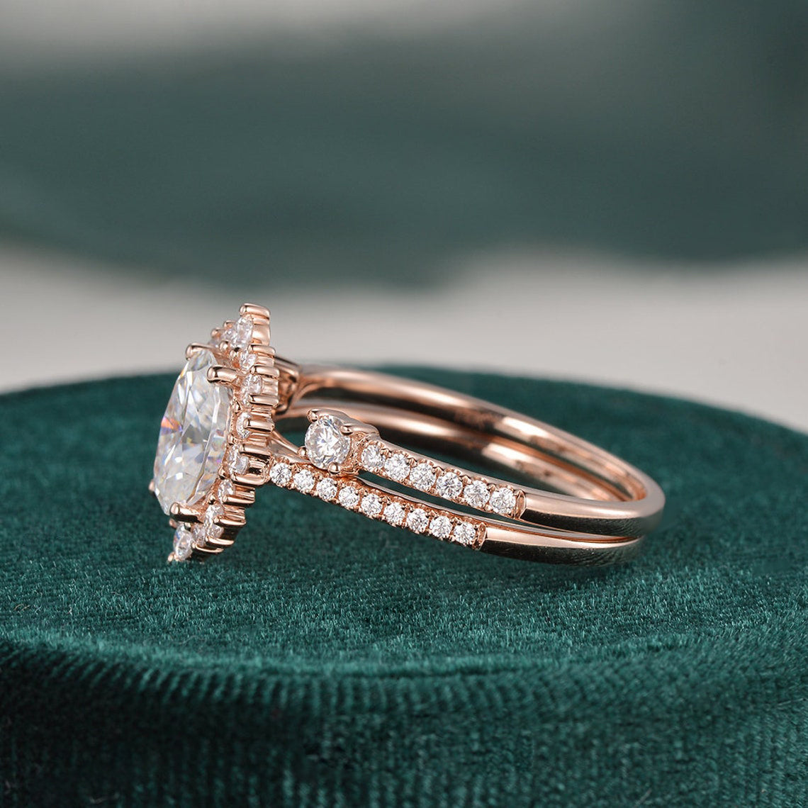The Aurora Set — Oval Lab Diamond Halo Wedding Ring Set