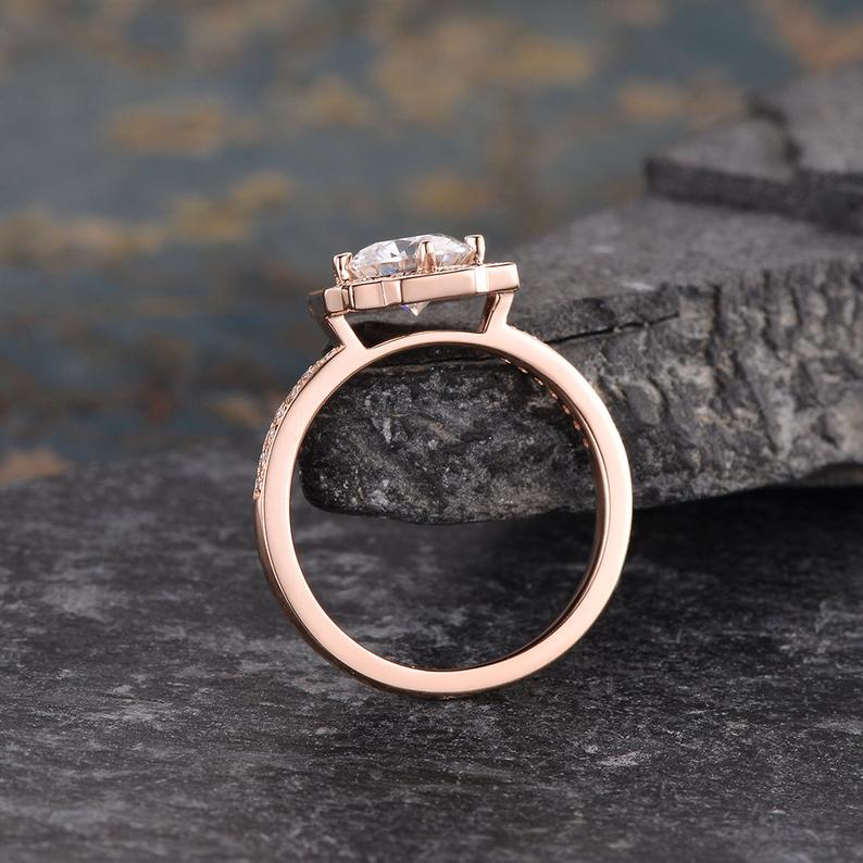 The Grace — Round Lab Diamond Vintage Halo Engagement Ring