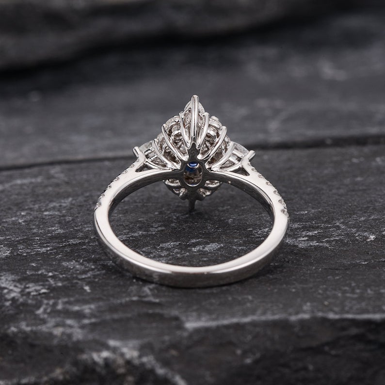 The Aria — Lab Sapphire & Lab Diamond Vintage Ring