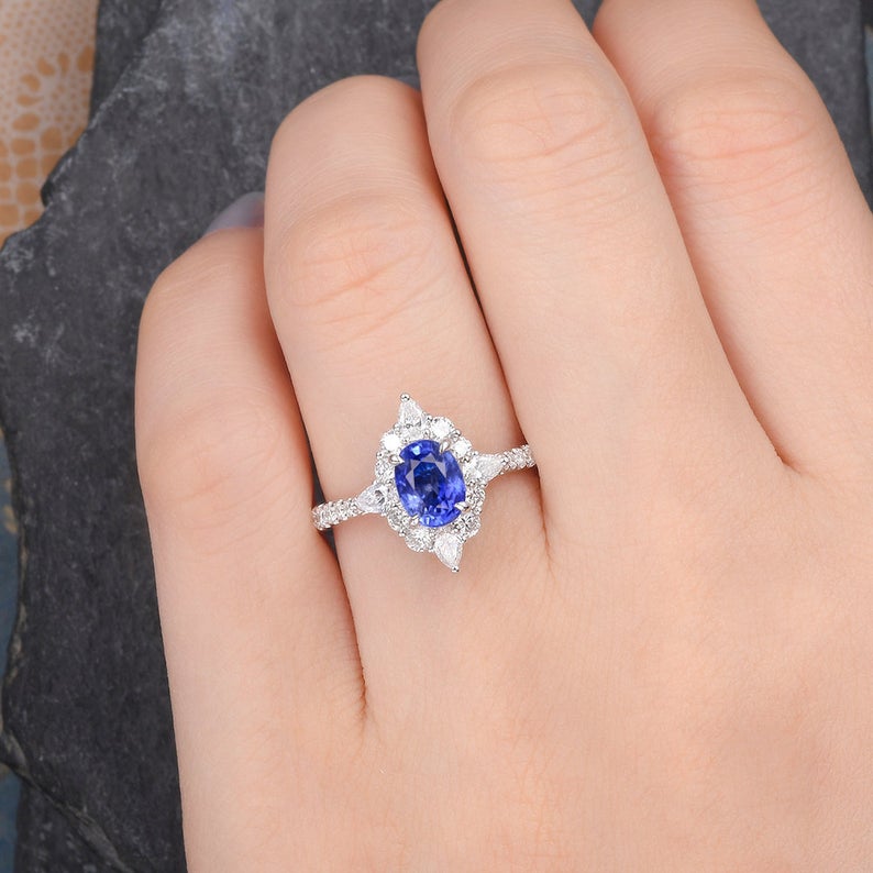 The Aria — Lab Sapphire & Lab Diamond Vintage Ring