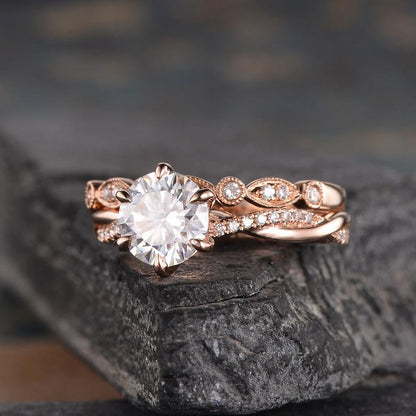 The Clara Set — Round Lab Diamond Solitaire Bridal Ring Set