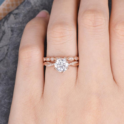 The Clara Set — Round Lab Diamond Solitaire Bridal Ring Set