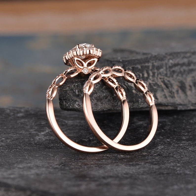 The Grace Set — Oval Lab Diamond Vintage Bridal Ring Set