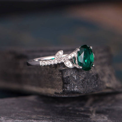 The Maeve — Emerald Lab Emerald Botanical Ring
