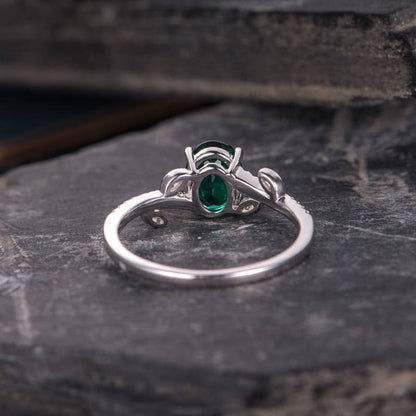 The Maeve — Emerald Lab Emerald Botanical Ring