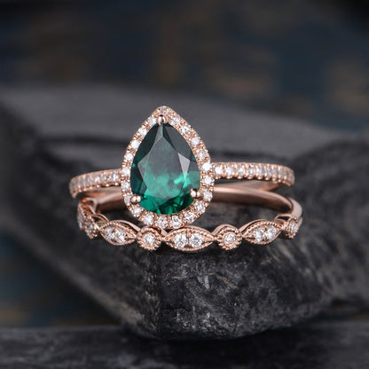 The Grace Set — Emerald Lab Emerald Vintage Bridal Ring Set