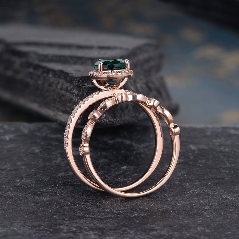 The Grace Set — Emerald Lab Emerald Vintage Bridal Ring Set