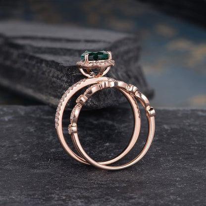 The Grace Set — Emerald Lab Emerald Vintage Bridal Ring Set
