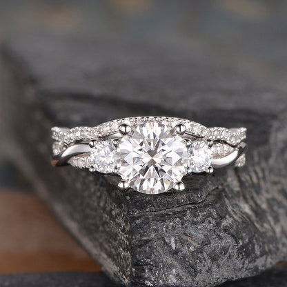 The Violet Set — Round Lab Diamond 3-Stone Bridal Ring Set